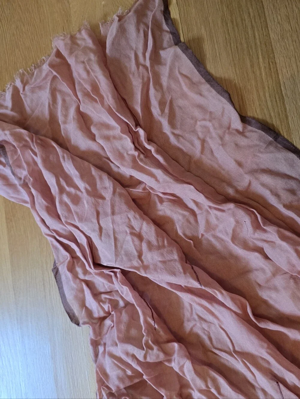 Variously Lightweight Pink Women’s Scarf Nwt